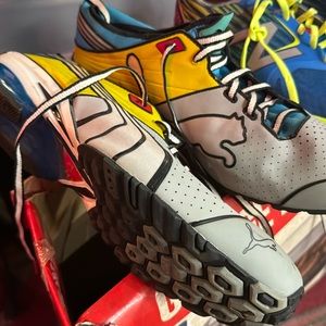 Men’s puma sneakers